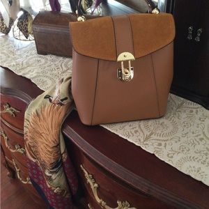 Cognac Tan Italian crossbody handbag shoulder bag scarf and Sunníes not included
